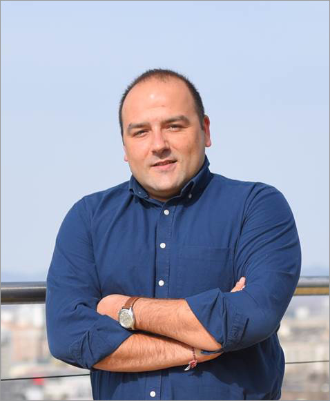 Description: Description: D:\Kamen_Kozarev_pic_profile.jpeg